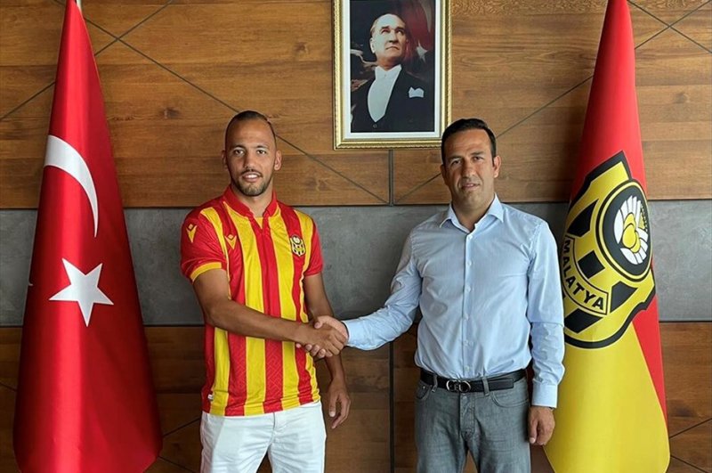 “Yeni Malatyaspor” klubundan iki transfer -