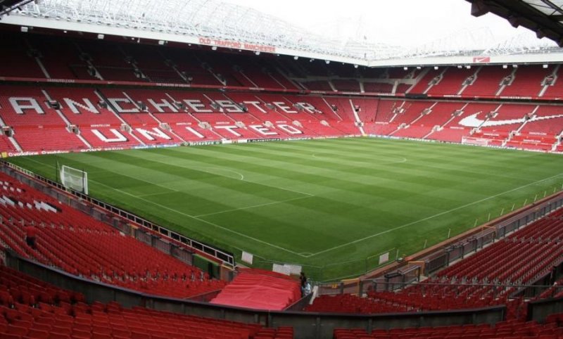 “Old Trafford” arenası yenidən qurulur