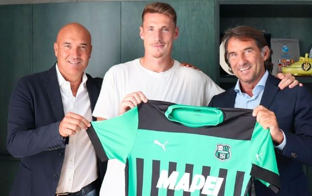 İtaliyanın “Sassuolo” klubu “İnter”in hecumçusunu transfer etdi