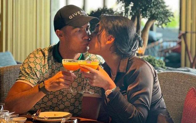 Ronaldo sevgilisi Corcina ilə  hər şeyin yaxşı olduğunu göstərdi -