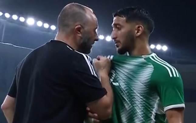 Əlcəzair millisinin baş məşqçisi futbolçusunu döymək istədi -