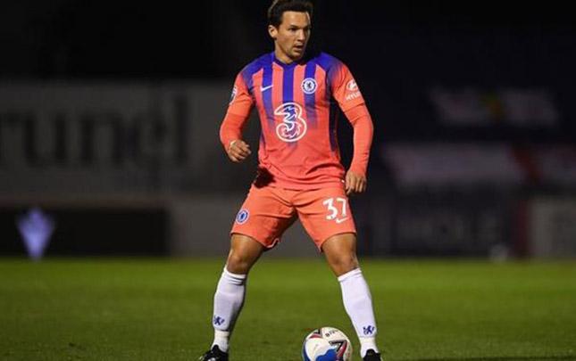 Tanınmış futbolçu karyerasını başa vurdu - Tanınmış futbolçu karyerasını başa vurdu -