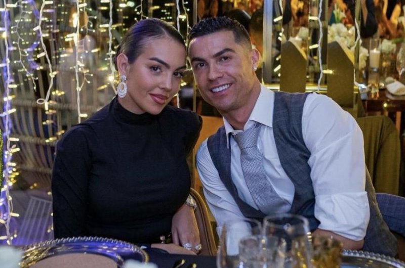 Dünya ulduzu Ronaldo Yeni ili belə qarşıladı -