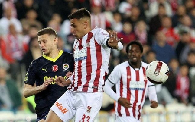 “Fənərbaxça”nın oyununda 4 qol -