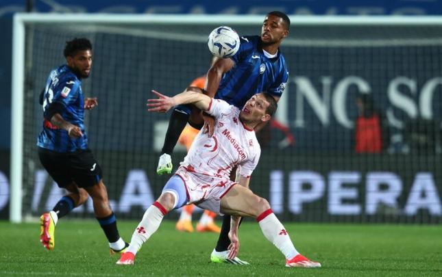 PSJ səfərdə darmadağınla qalib gəldi -