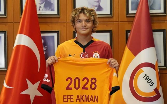 “Qalatasaray”da yeni müqavilə -