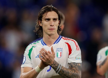 Rikkardo Kalafiori “Yuventus”a keçir -