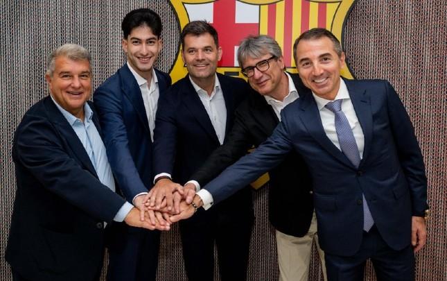 Azərbaycanlı futbolçu Azərbaycanlı futbolçu