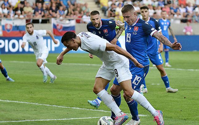 Slovakiya - Azərbaycan 2:0  -