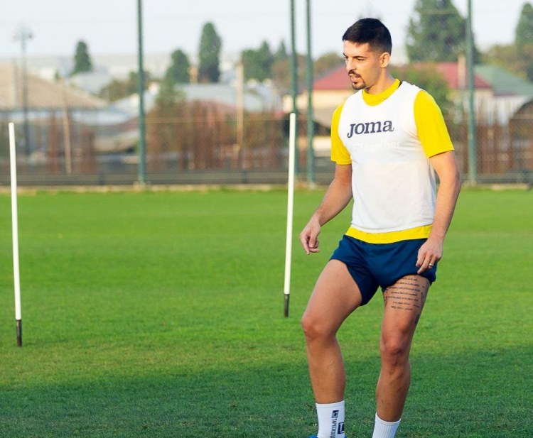 Portuqaliyalı futbolçu: