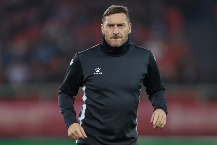 Totti karyerasını bərpa edə bilər -