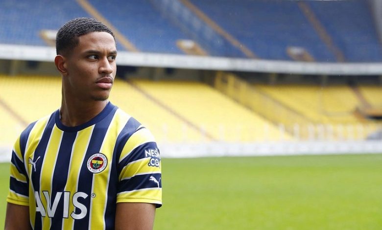 “Fənərbaxça”nın futbolçusu üçün mövsüm başa çatdı -