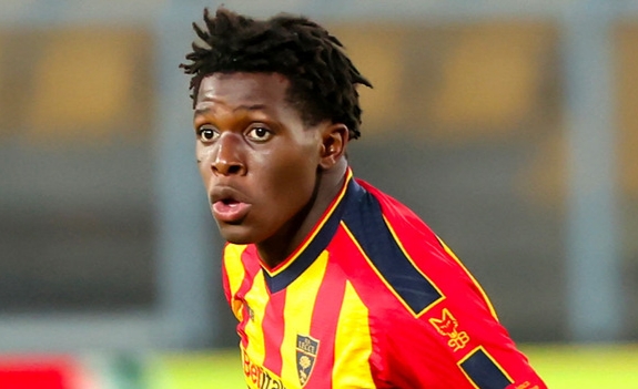 MY danimarkalı futbolçu üçün yeni təklif göndərəcək -