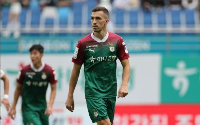 Millimizin üzvü Krivotsyuk oynadı, komandası uduzdu