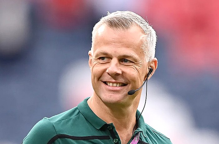 UEFA Hakimlər Komitəsinin üzvü Bakıya gəlir