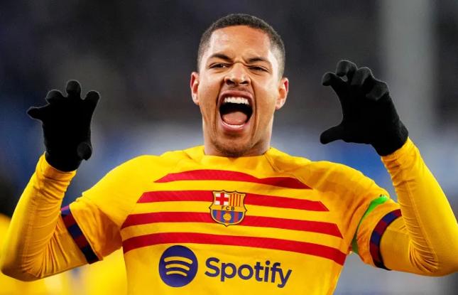 “Palmeyras” “Barselona”nın hücumçusunu transfer etdi -