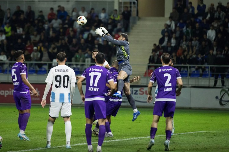 Uruqvay milisinin futbolçusunu qaçırdılar -
