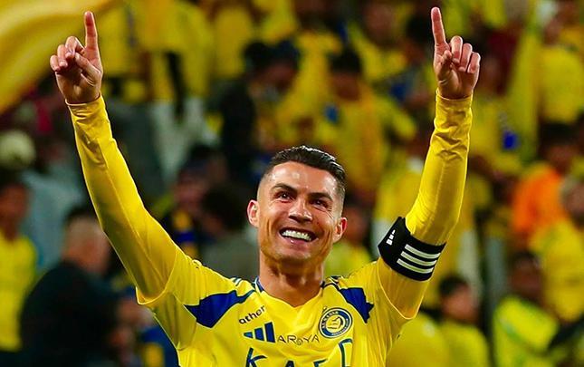 Ronaldo kumirlərinin adını çəkdi -