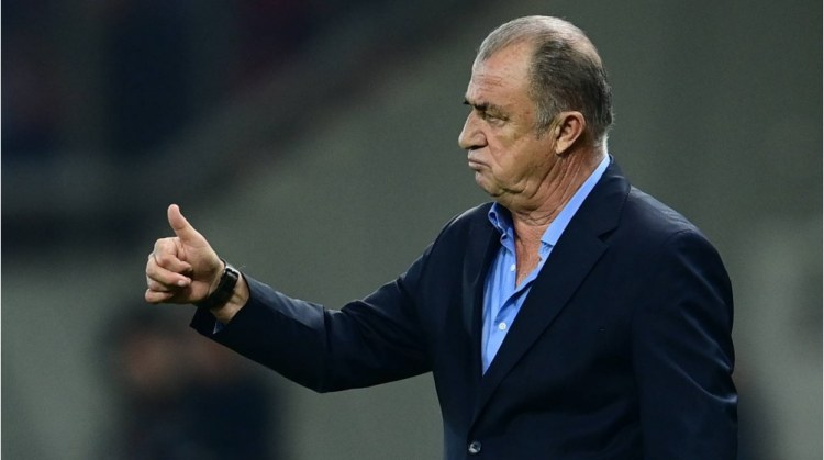 Fatih Terim ən yaxşı seçildi -