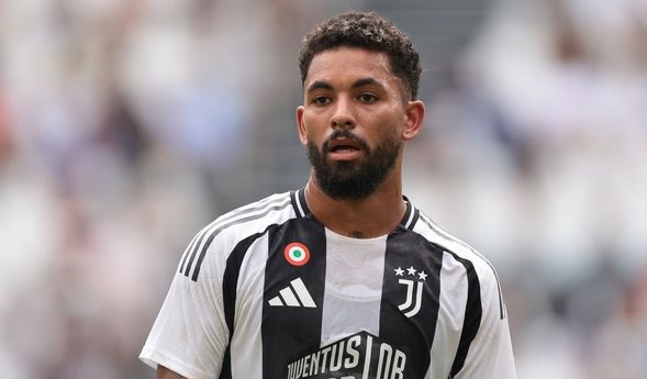 “Yuventus” braziliyalı futbolçu ilə bağlı qərar verib - “Yuventus” braziliyalı futbolçu ilə bağlı qərar verib -