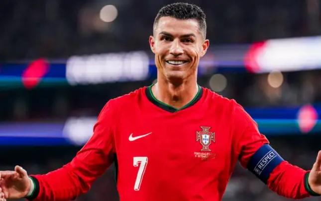 Ronaldo Almaniya ilə oyun üçün milliyə çağırıldı -