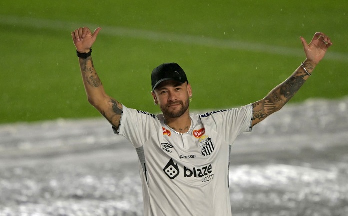 Türkiyə klubu Neymara bir illik müqavilə təklif edib -