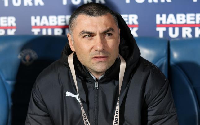Burak Yılmaz rəsmən Burak Yılmaz rəsmən