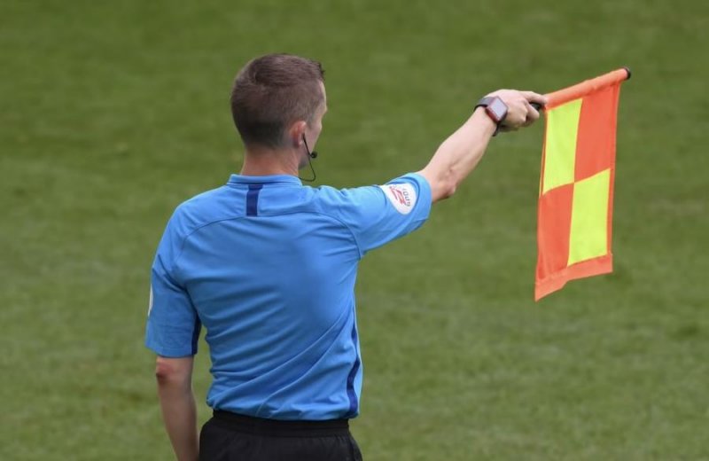 Dünya futboluna ofsaydla bağlı yenilik gəlir -