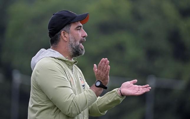 Arda Turan “Şaxtyor”da debüt oyununa çıxdı