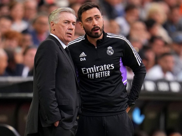 Karlo Ançelottinin oğlu Braziliya klubunun baş məşqçisi olmağa yaxındır