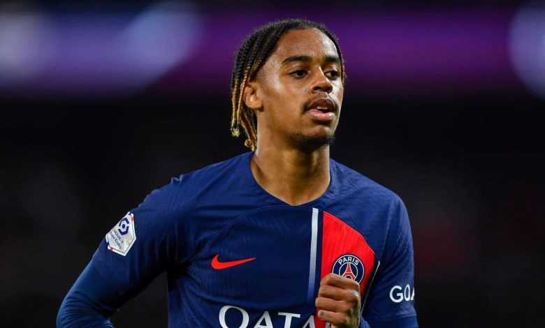 PSJ fransalı futbolçu ilə yeni müqavilə bağlamağa çalışır -