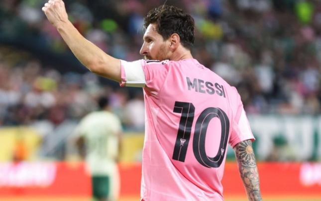 Messi gənc futbolçular üçün turnir təşkil edir -