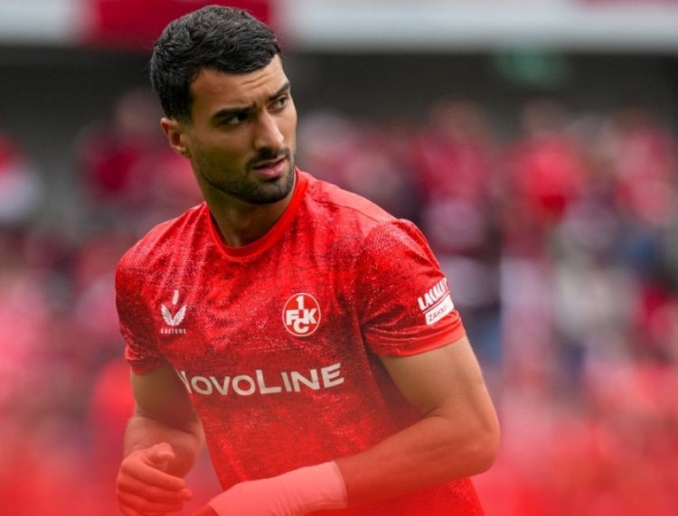 Mahir Emreli ehtiyatda qaldı, komandası məğlub oldu -