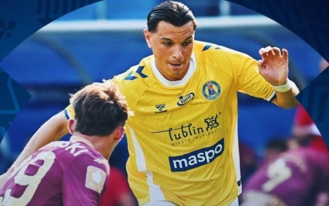 Millimizin üzvü Renat sona kimi ehtiyatda qaldı