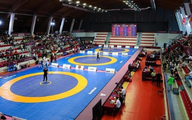 Azərbaycanın daha beş güləşçisi mübarizəyə başlayır