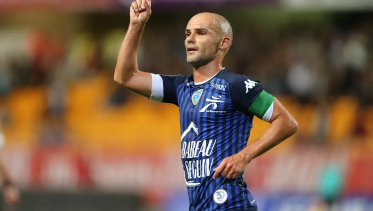 Fransa klubu “Trua” Liqa 1-ə yüksəldi -