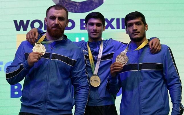 Azərbaycan boksçularından tarixi nəticə