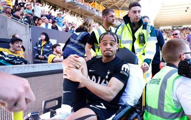 Niderland millisinin yarımmüdafiəçisi Xavi Simons  DÇ-2026-nı buraxacaq -