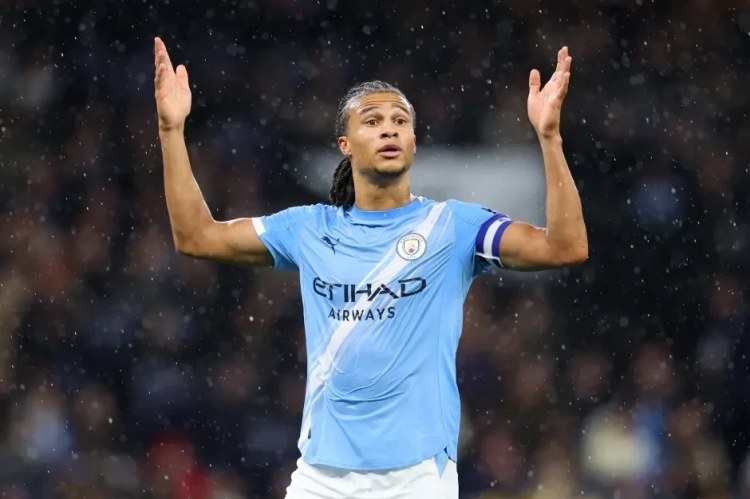 “Mançester Siti”nin müdafiəçisi Natan Ake klubdan ayrılacaq -