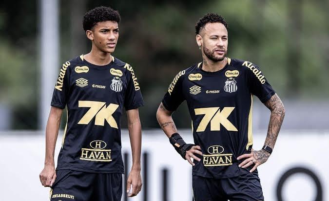 Neymar məşq zamanı dava saldı -