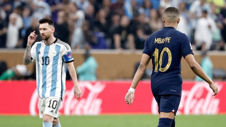 Mbappe Messiyə çatdı - Mbappe Messiyə çatdı -