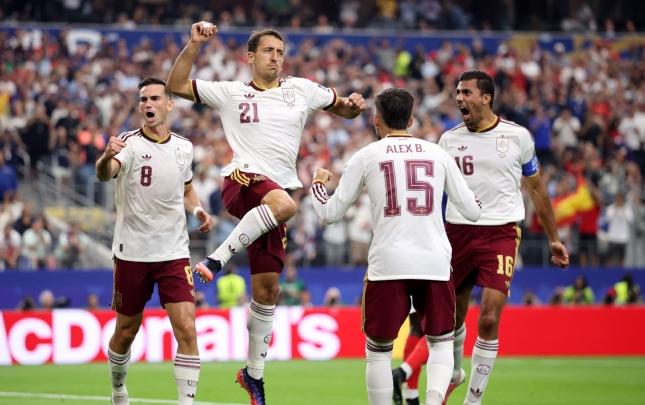 İspaniya finalda! -