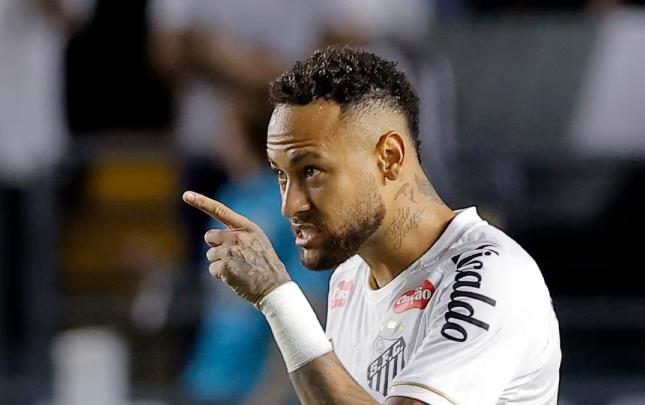 Neymar yenidən qalmaqal mərkəzində -