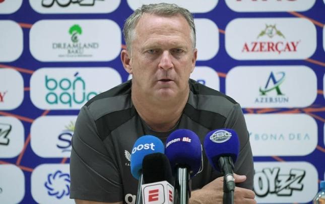 Con van den Brom: