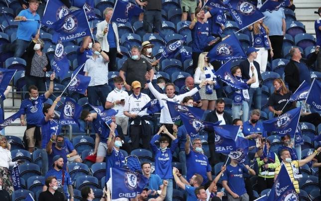 UEFA-dan azarkeşlər üçün yeni mövqe