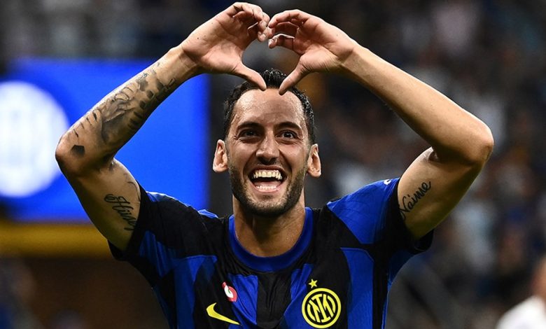 “İnter”in yarımmüdafiəçisi Hakan Çalhanoğlunu klubda saxlamaq istəyir -