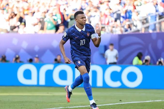 Fransa millisində Kilian Mbappe şoku -